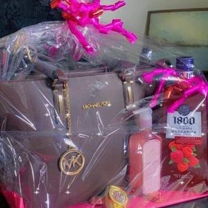Mother day basket